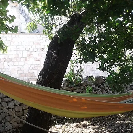Trullo Terrarossa Cisternino